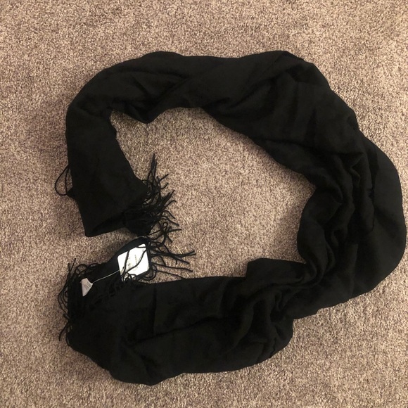 NWT Nordstrom scarf - Picture 2 of 4
